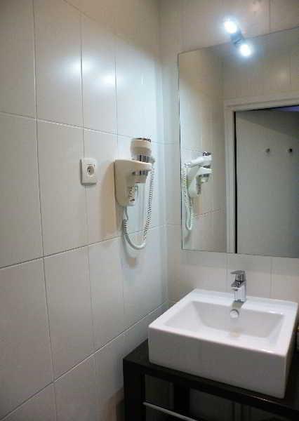 Hotel Les Terres Blanches Chatou Dış mekan fotoğraf